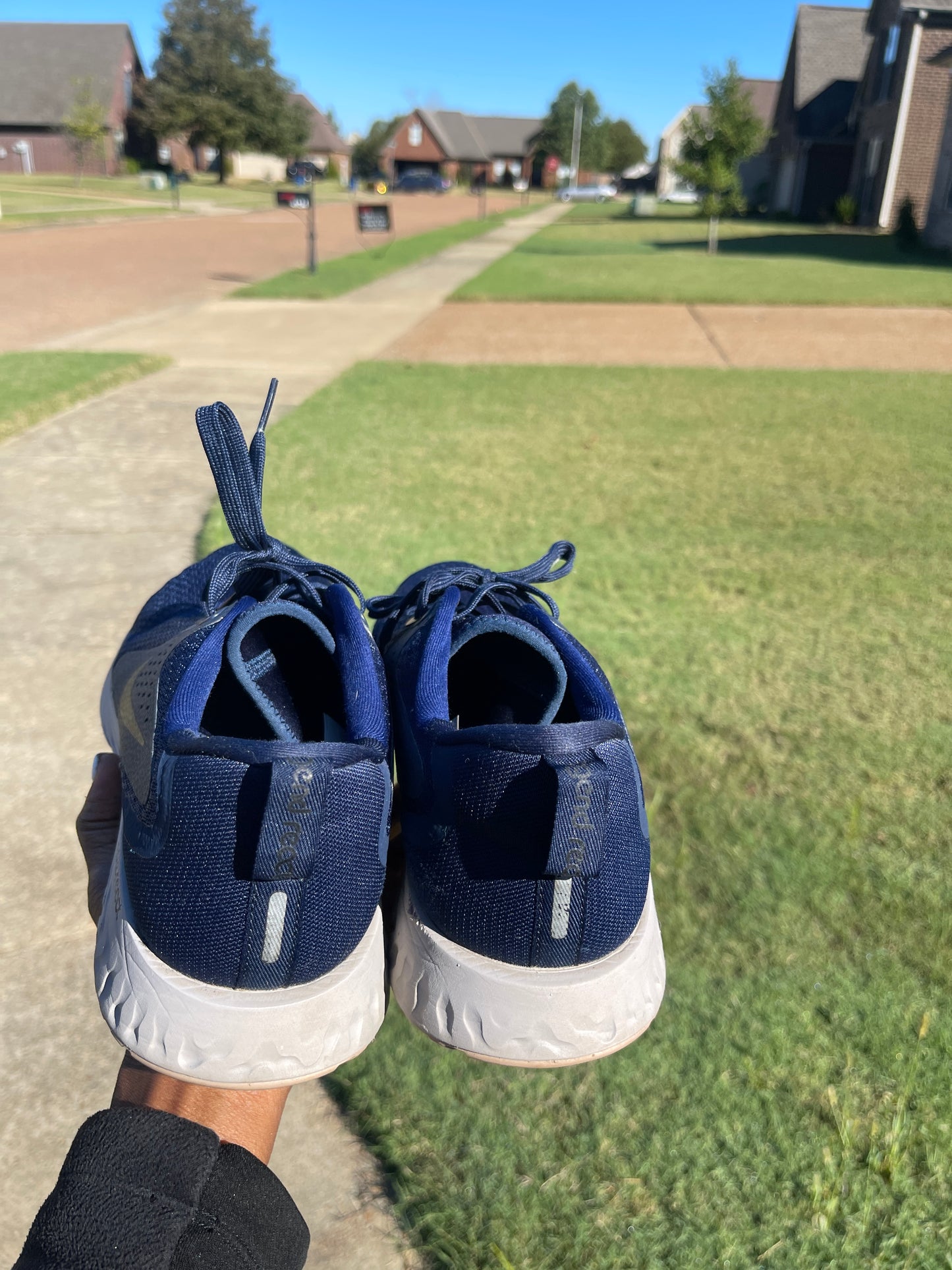 Nike Blue Men sz 12