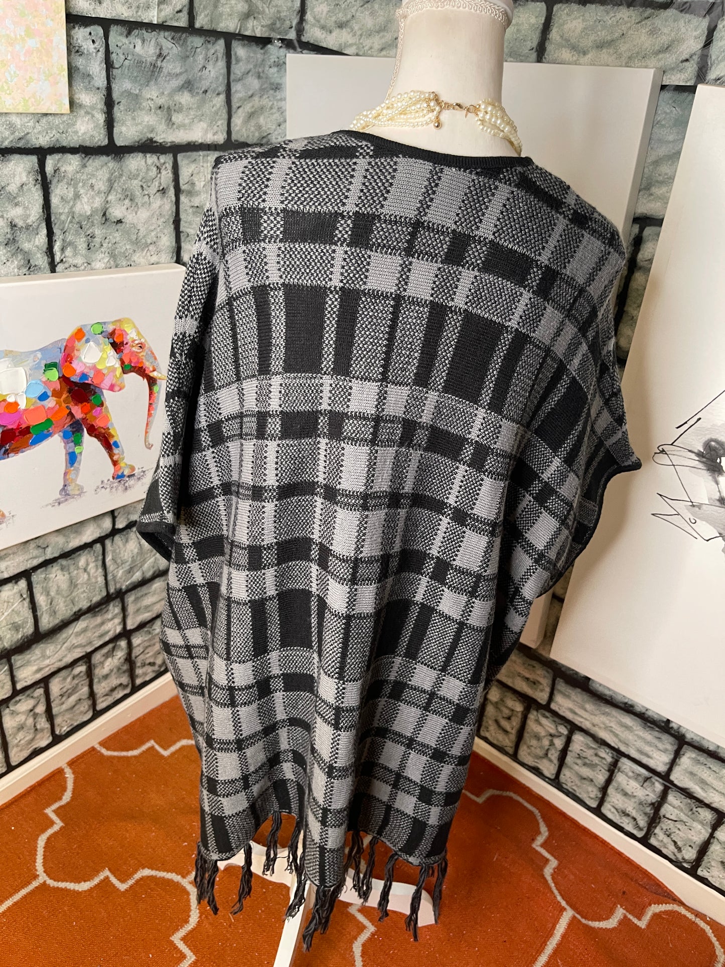 Gray and Black Coverup Sweater Women Sz large / XL