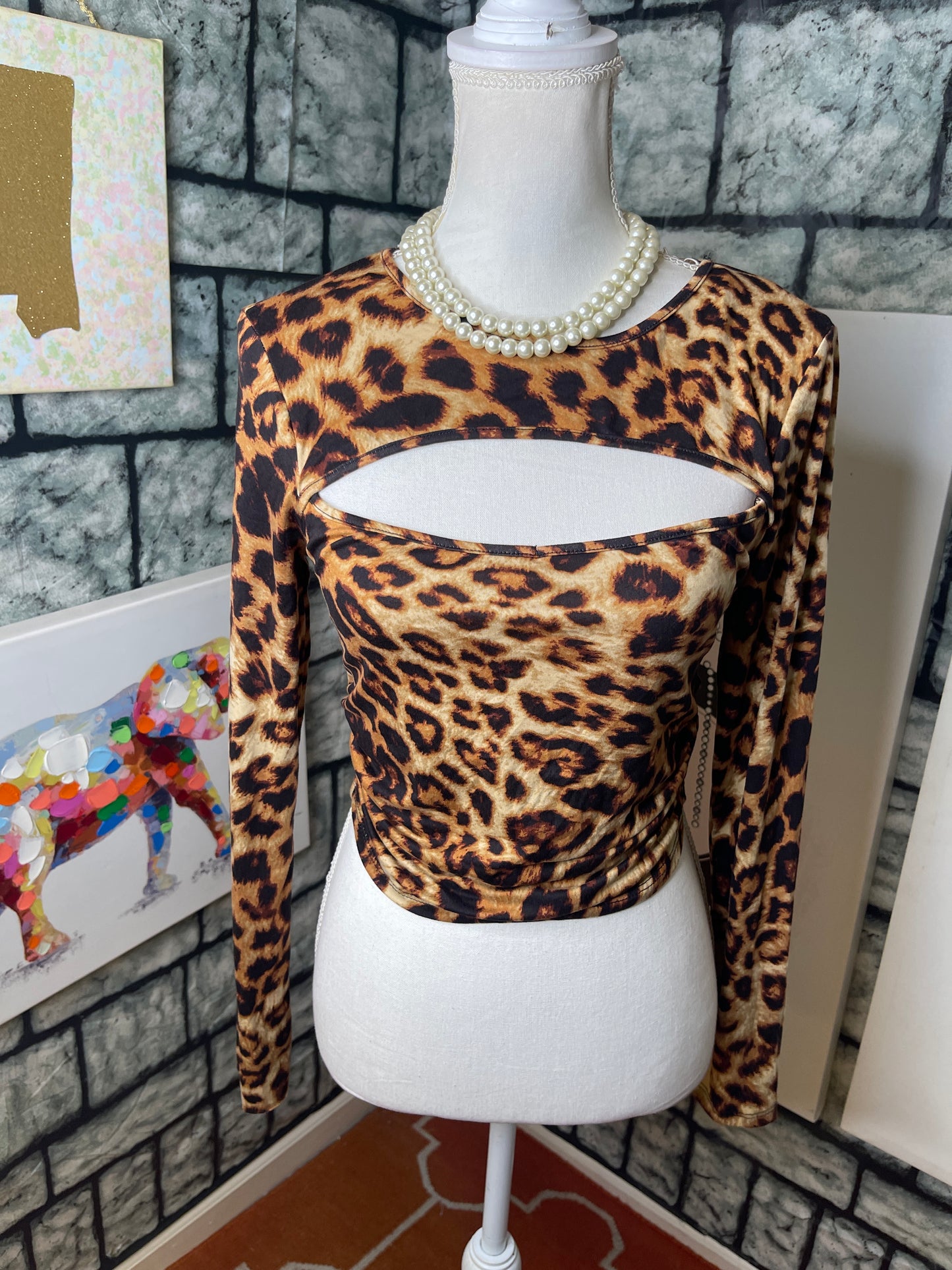 Hearts & Hips Brown Animal Print Blouse Women sz Medium