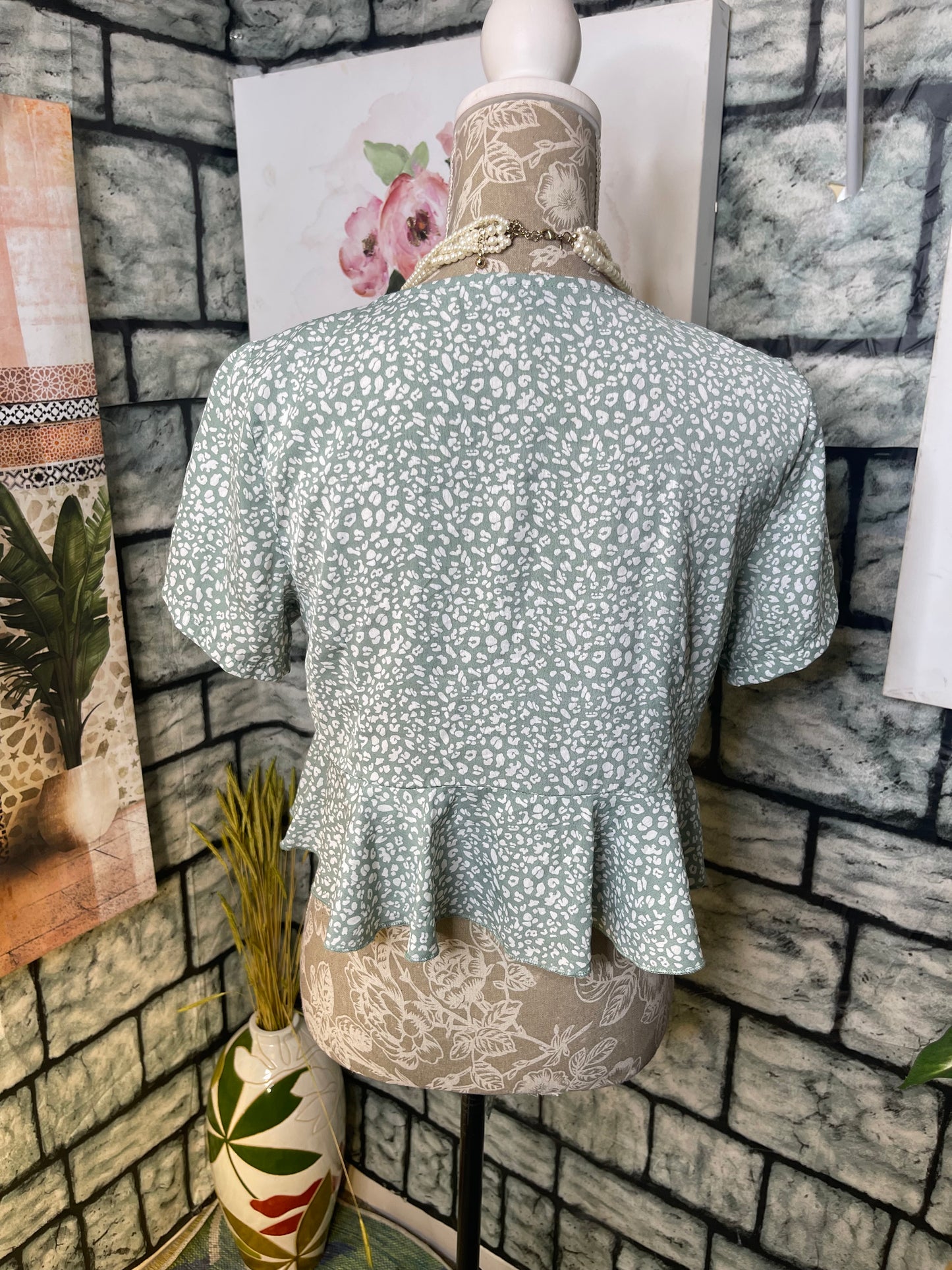 Shein Green Floral Blouse Women sz Medium