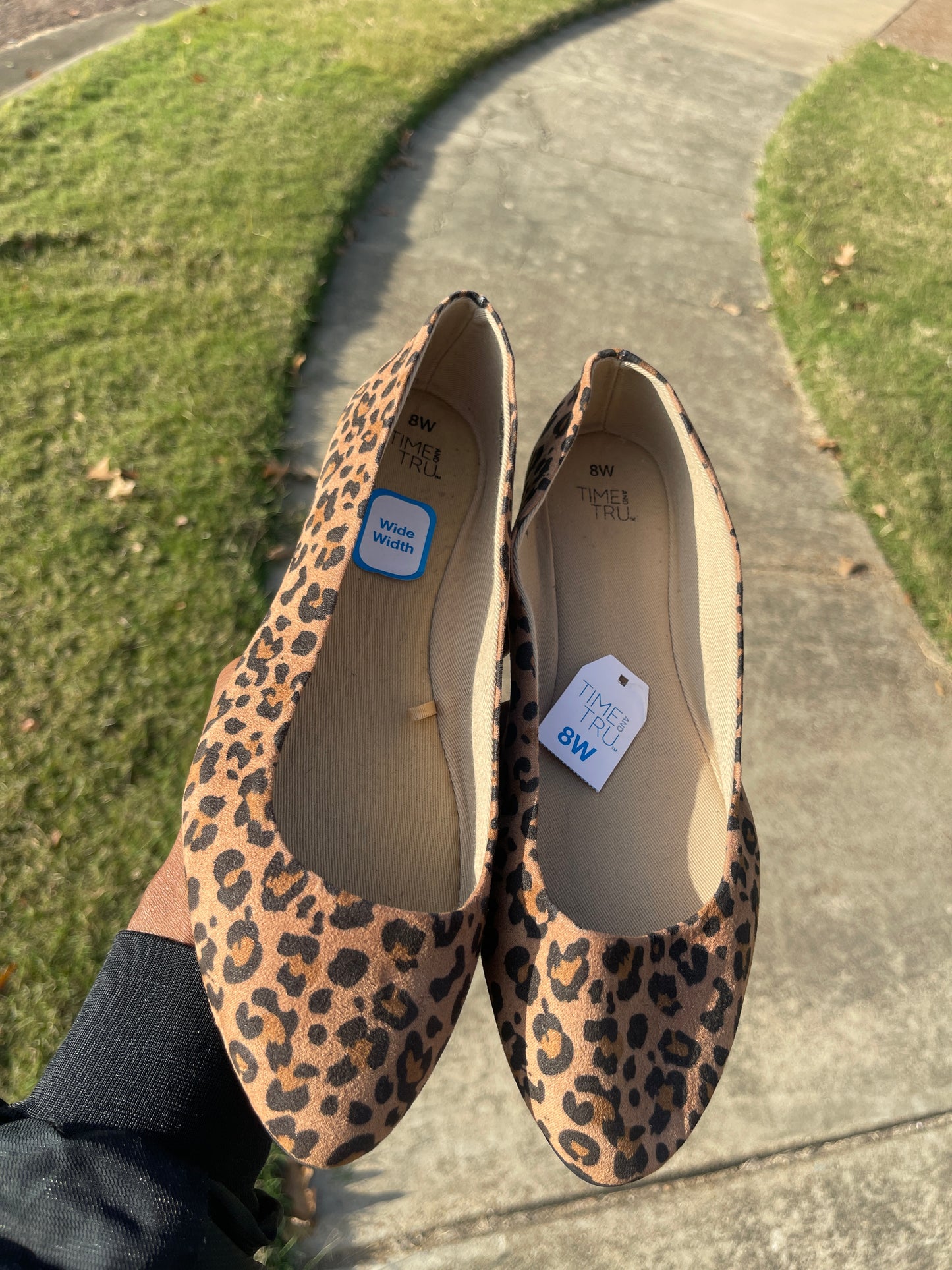 NEW time & tru brown animal print flats women sz 8