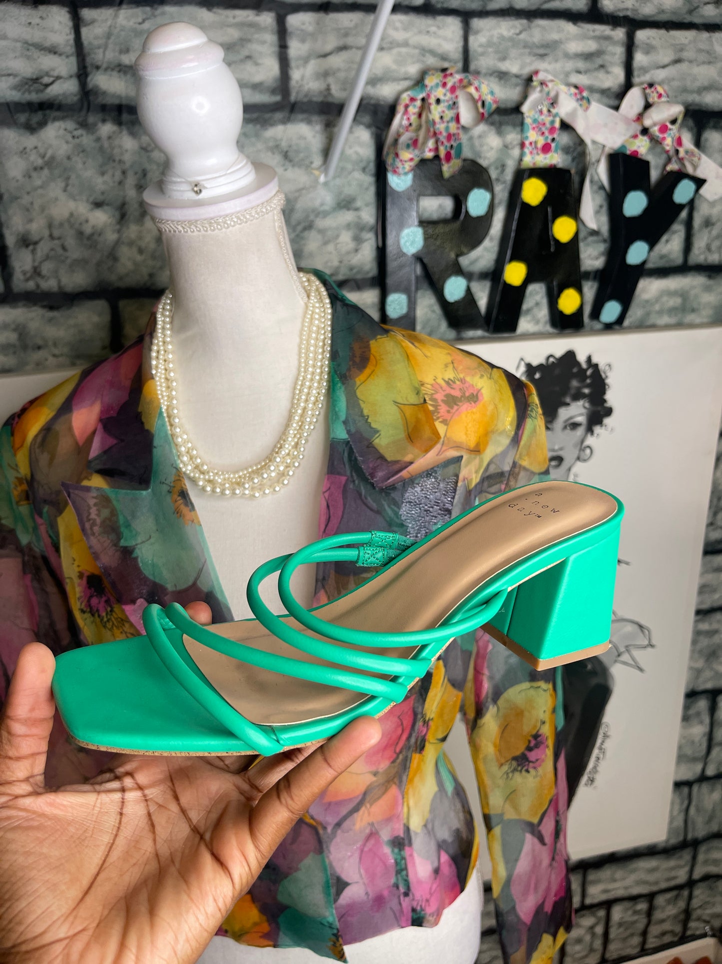 A new day green low heels women sz 9
