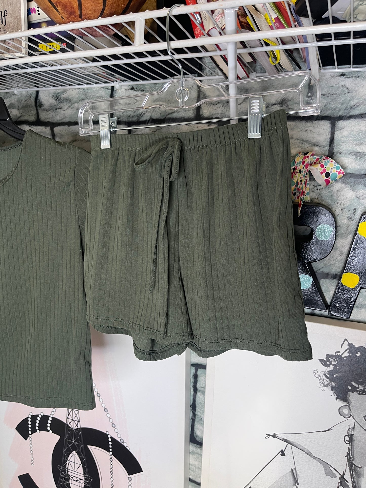 Capella Green 2 Piece Set Women sz Medium