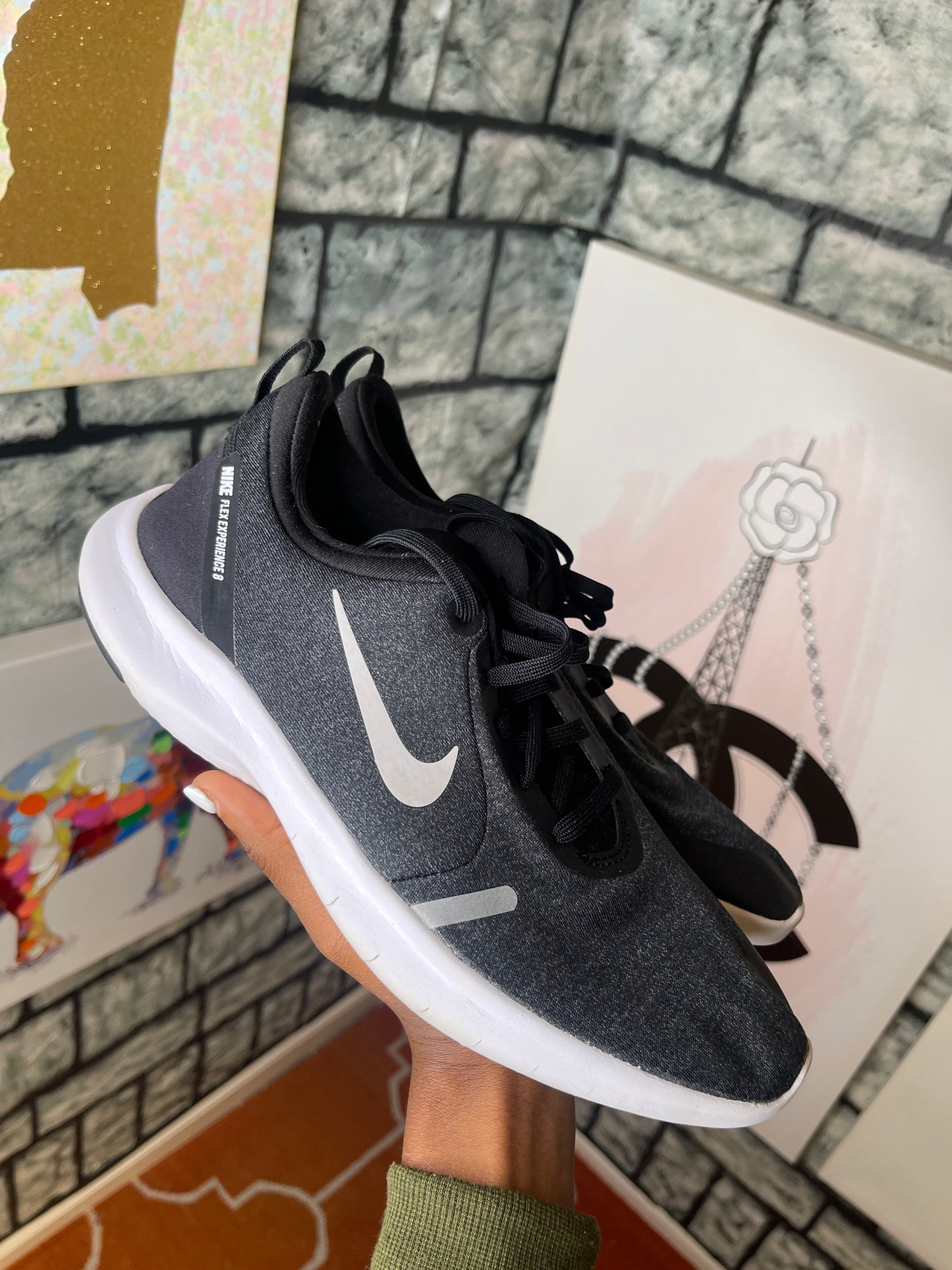 Nike gray black women sz 9.5