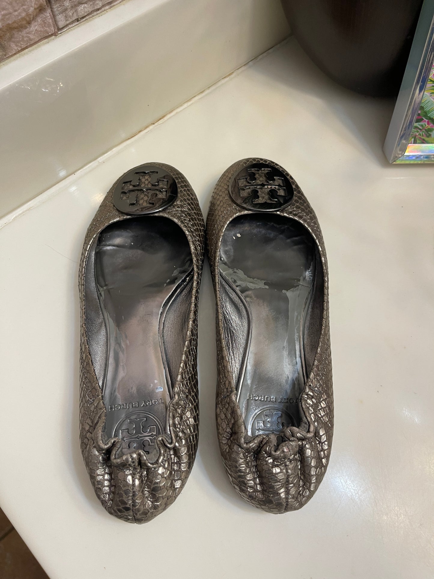Tory Burch Flats Gray Women sz 7.5