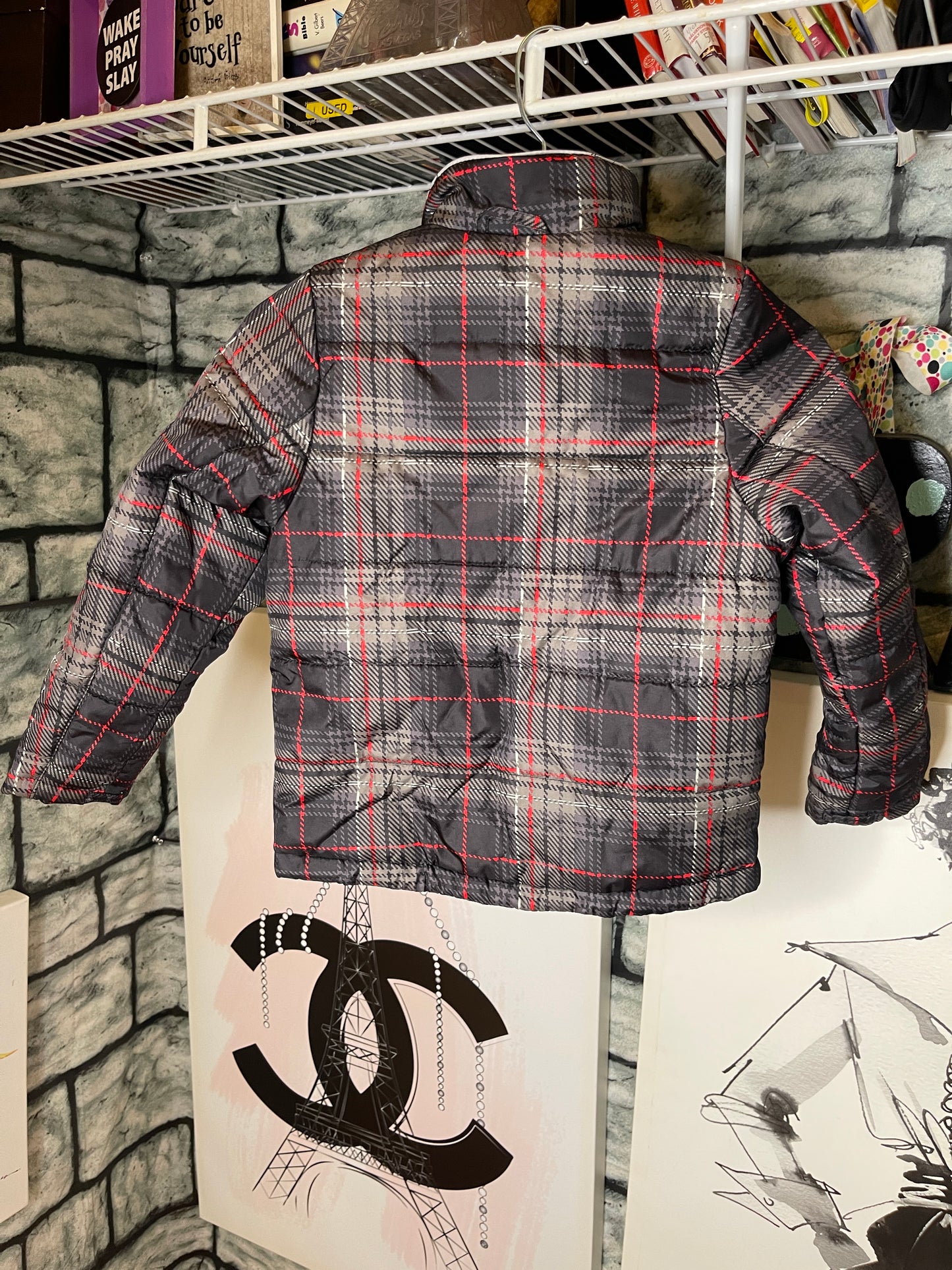 Mountain Xpedition Black Red and Gray Jacket Boys Sz S(6-7)