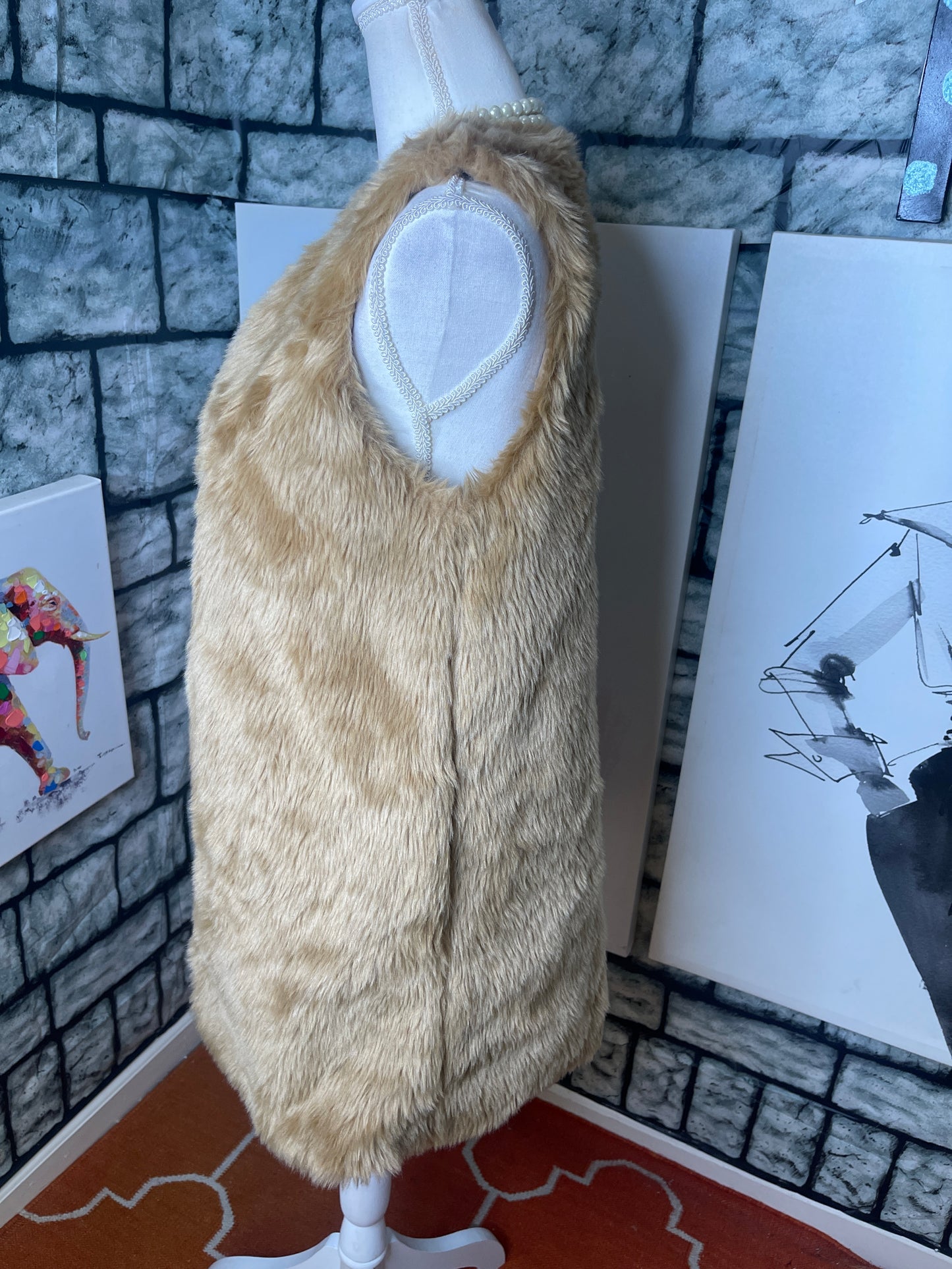 B sharp brown fur vest women sz small