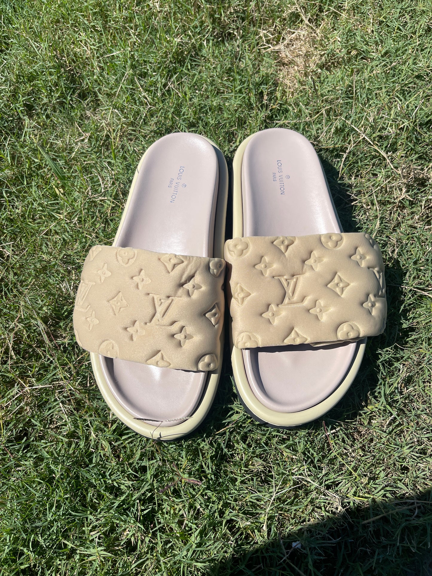 Tan “LV” sandals women sz 9