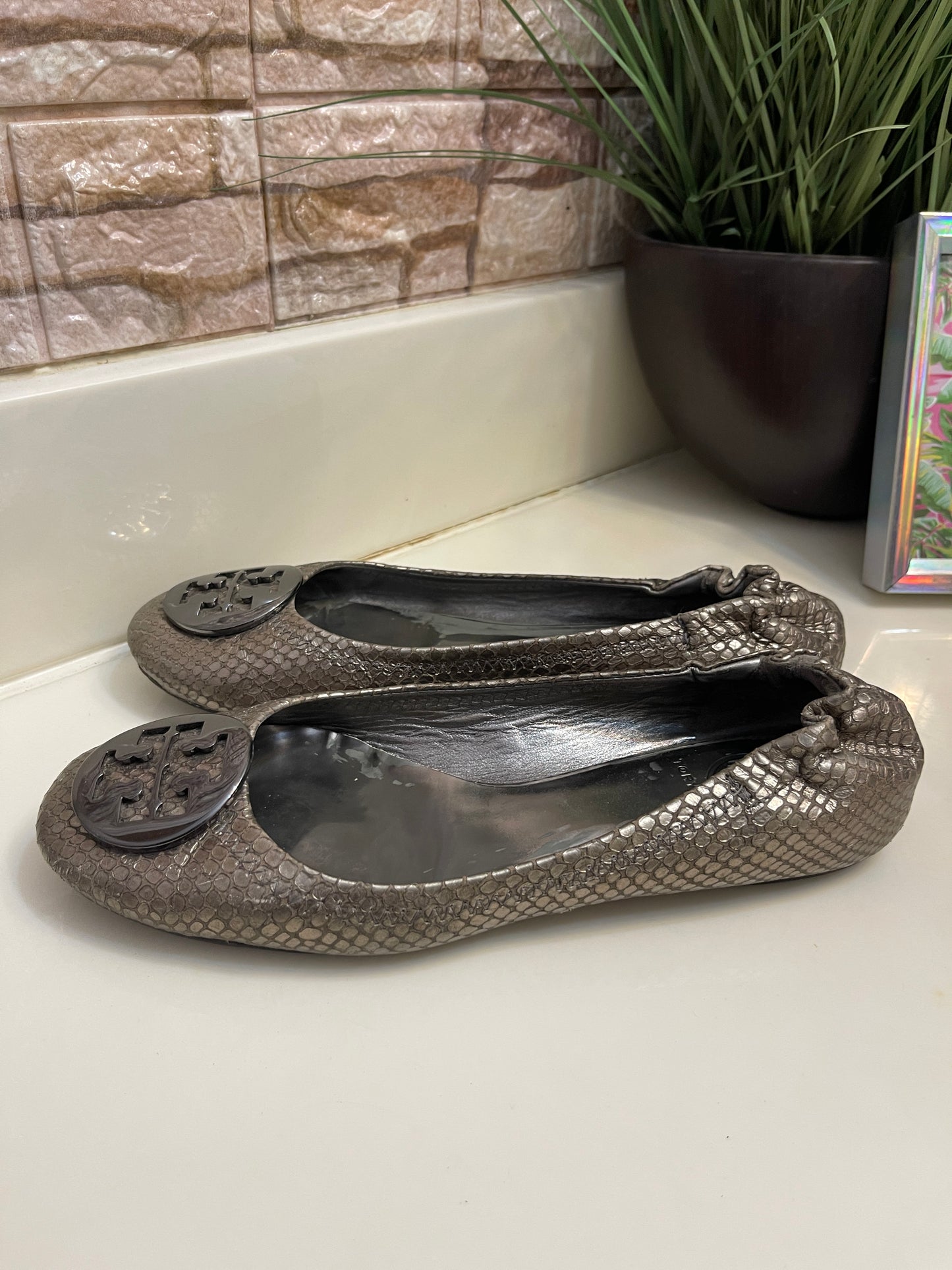 Tory Burch Flats Gray Women sz 7.5
