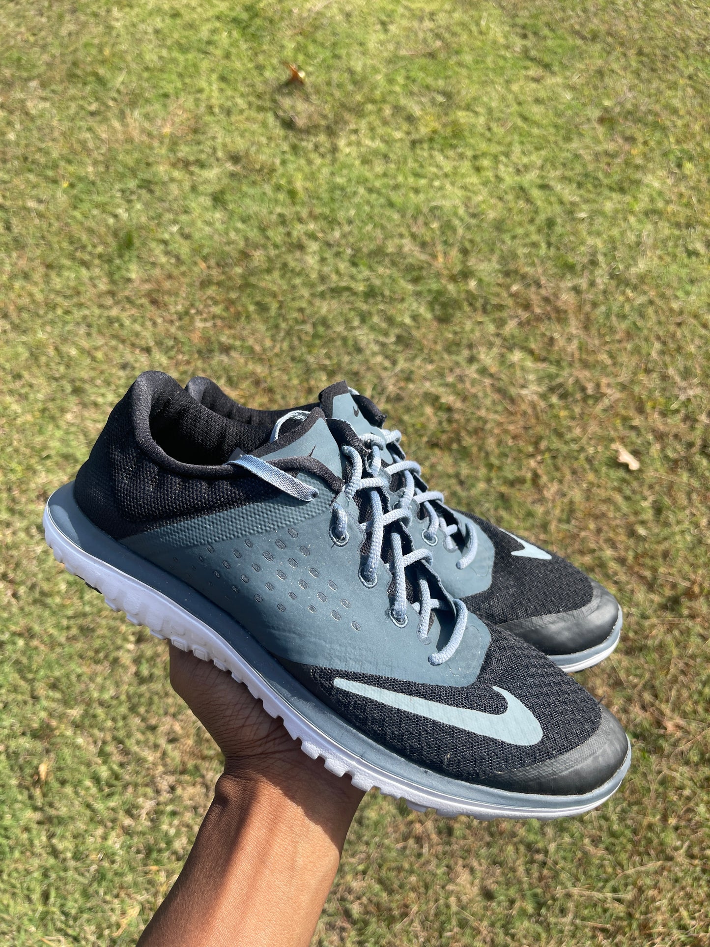 Nike gray black women sz 8.5