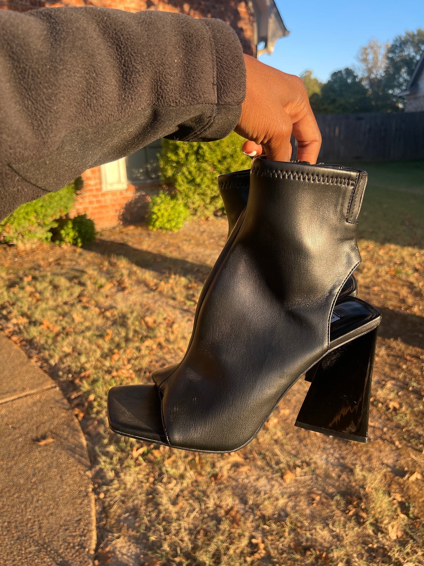 Steve Madden heels black women sz 8.5