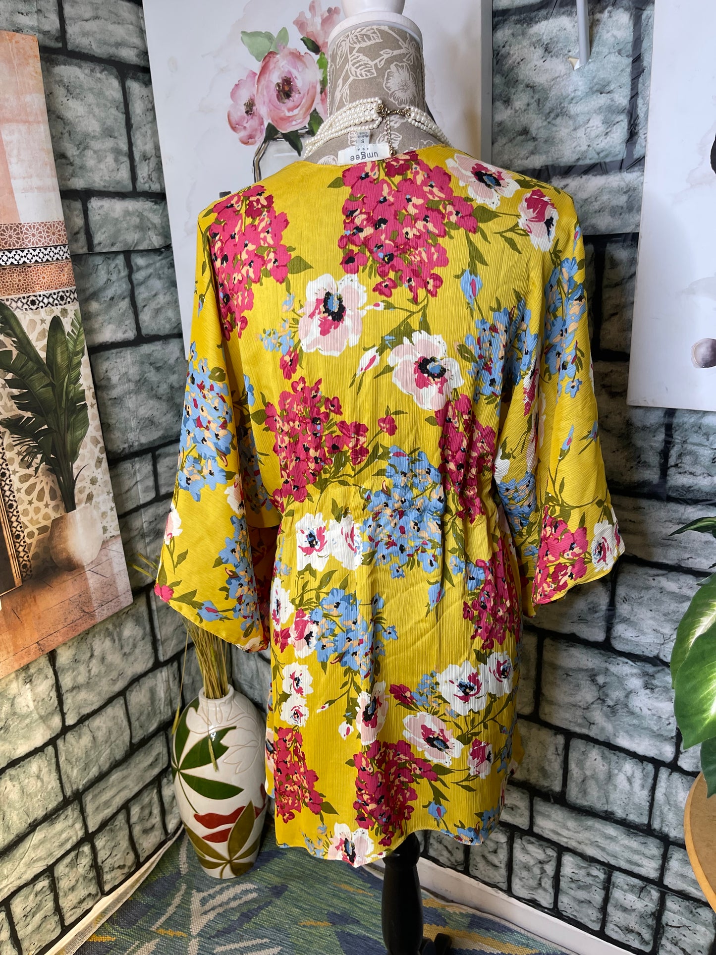 Umgee Yellow Floral Cover Blouse Women sz Small