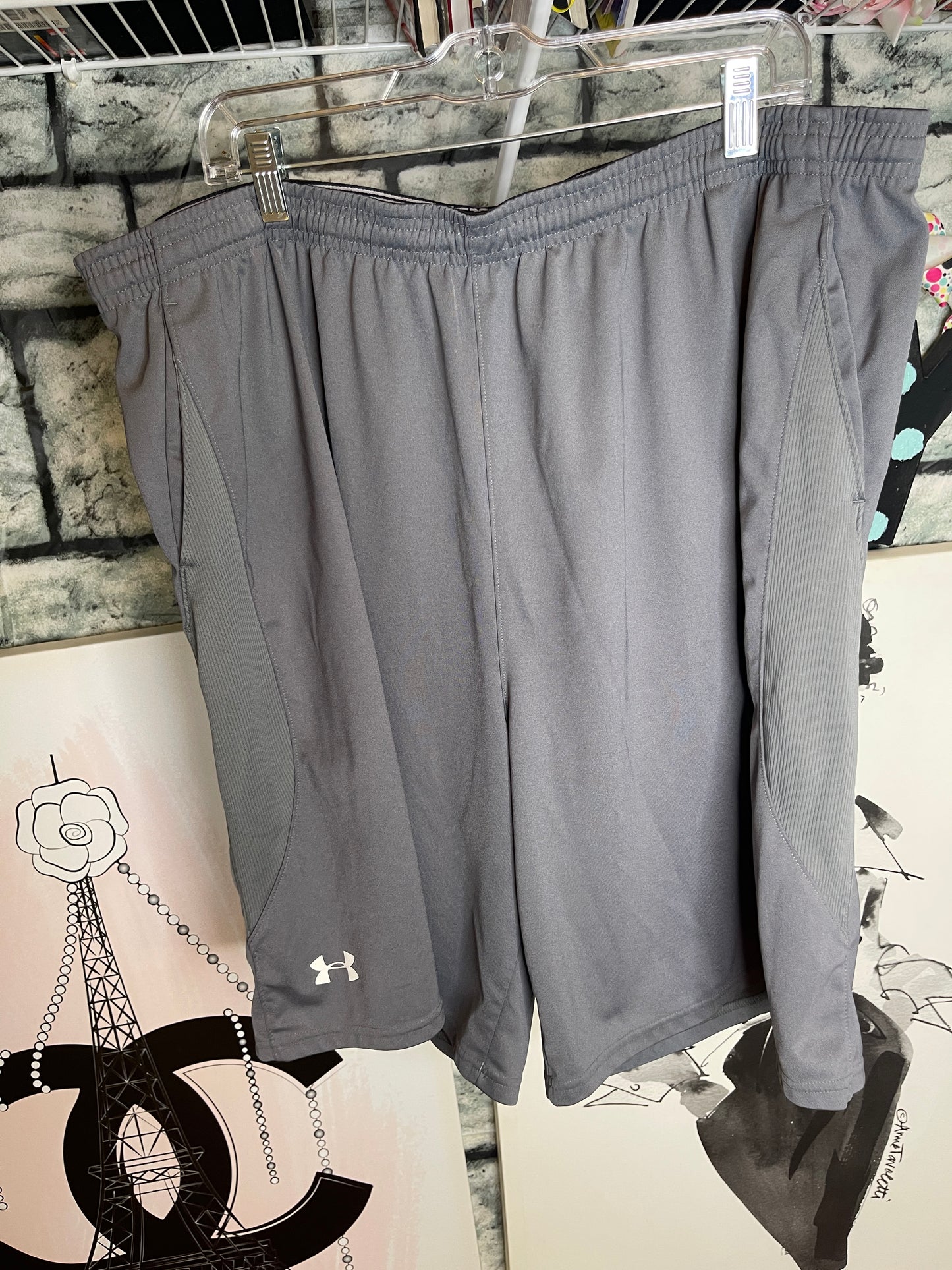 Under Armour Shorts Gray Men sz 3XL