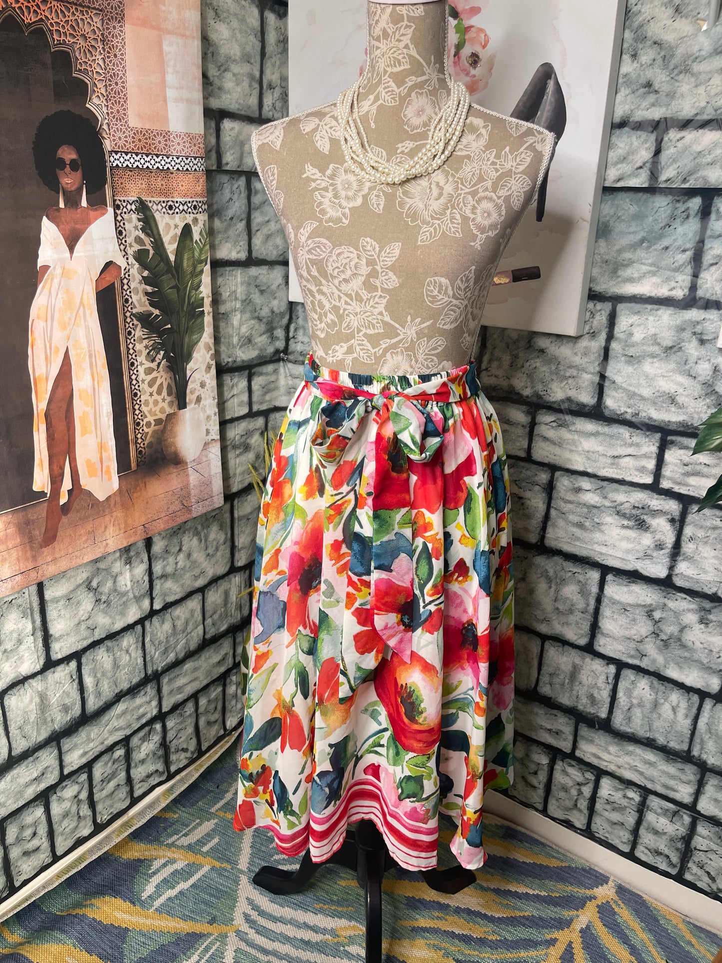 Truly 4 You Floral Skirt Women sz Large