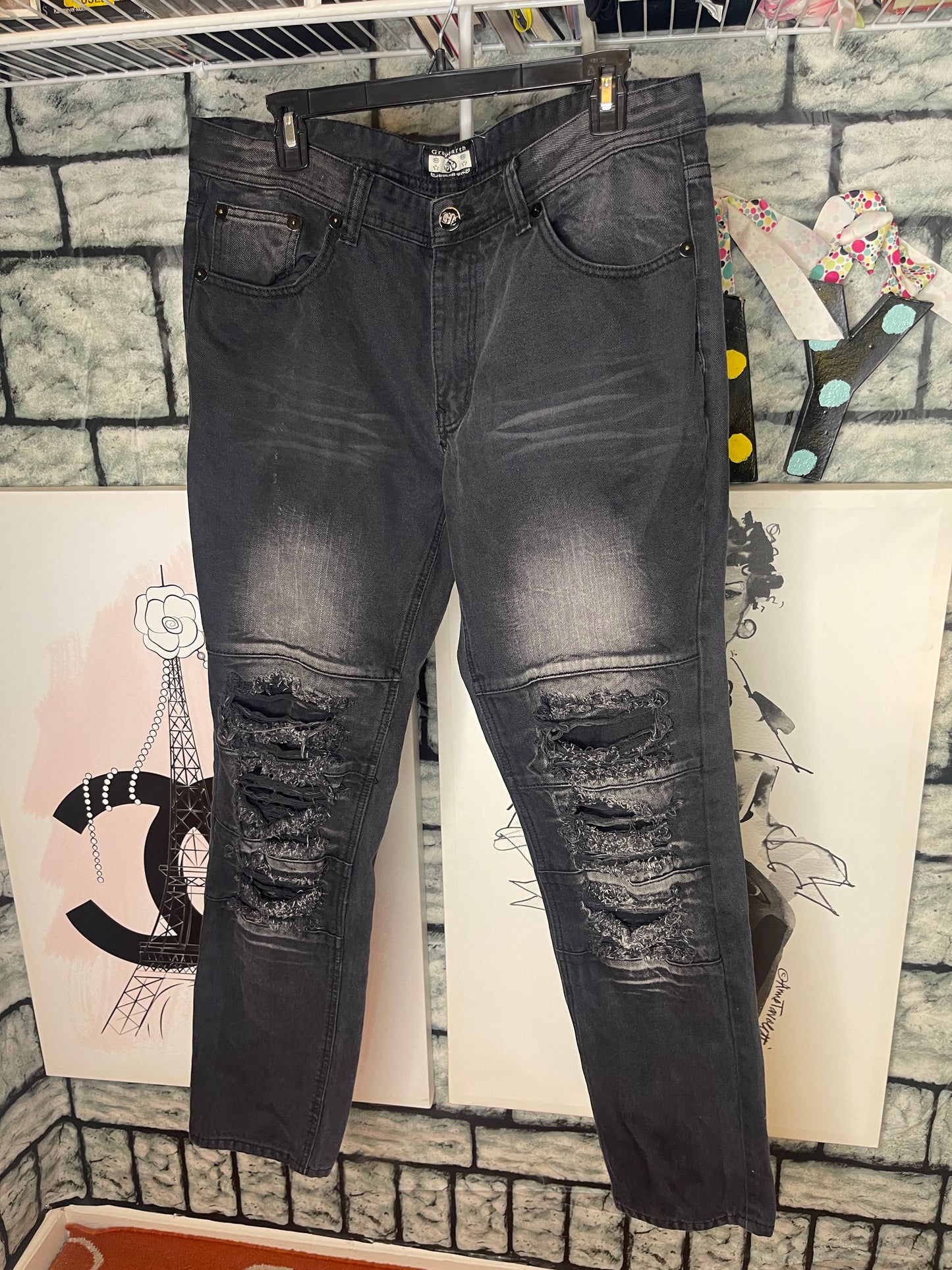 Gray Earth Jeans Black men sz 36