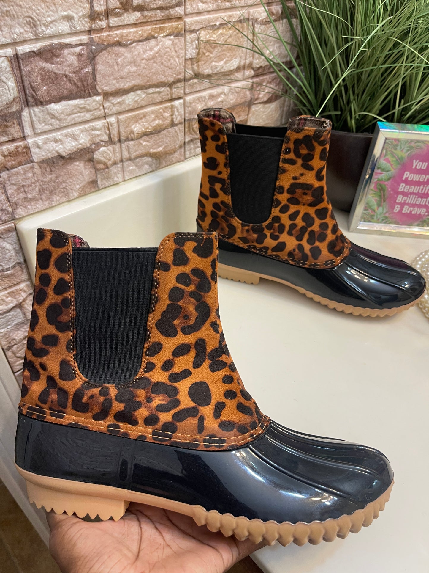 ZBY Brown Print Rainboots Women sz 9.5