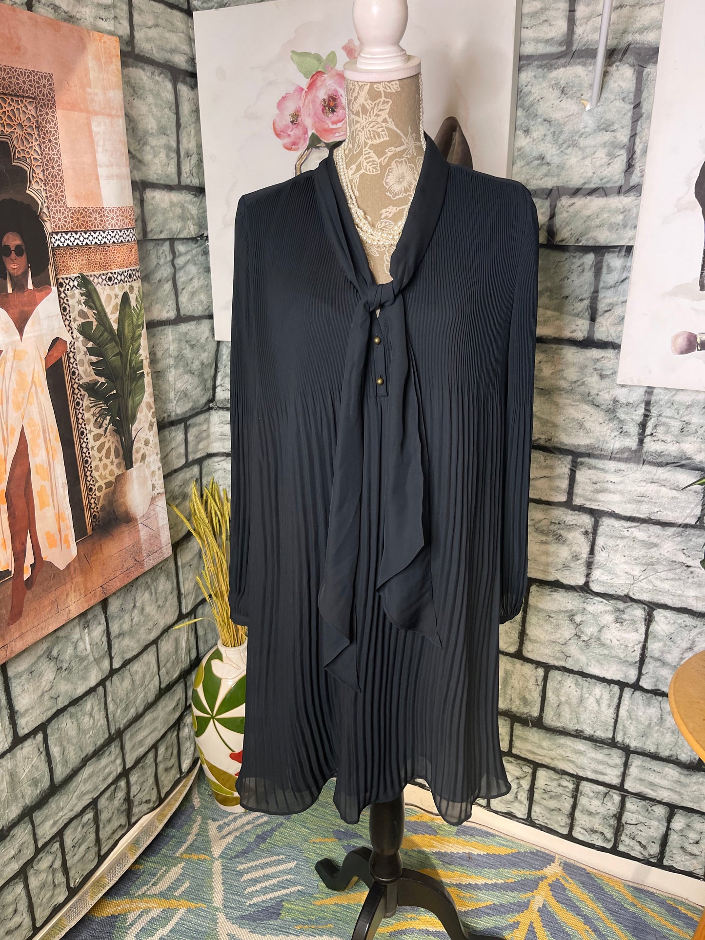 LOFT Black Dress Women sz Large