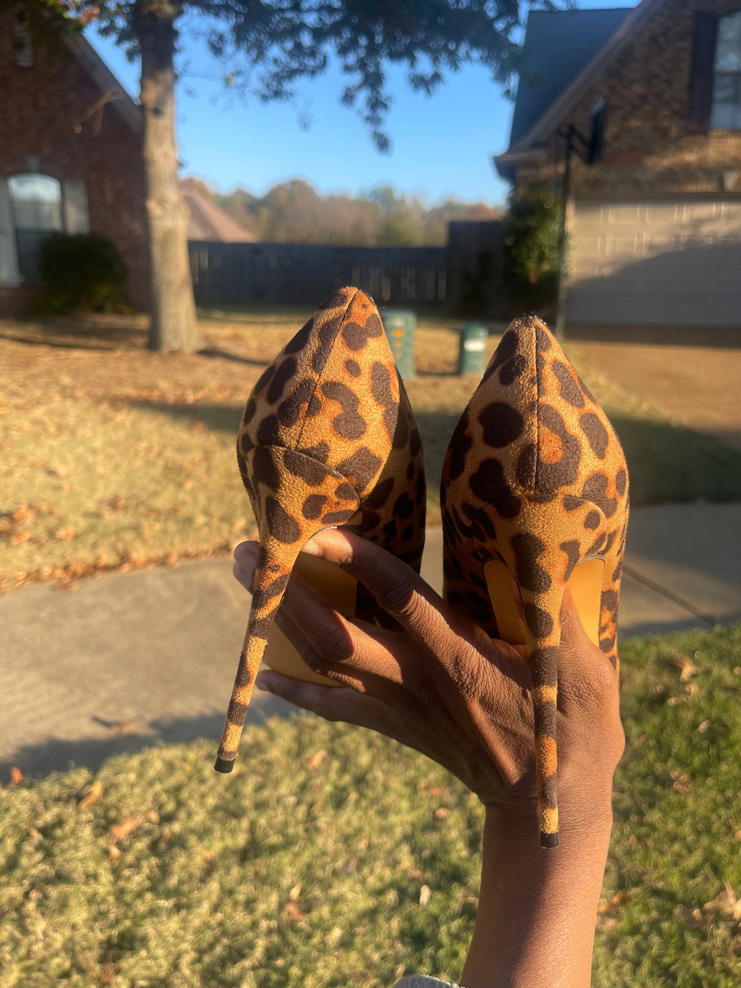 F5J brown animal print heels women sz 9