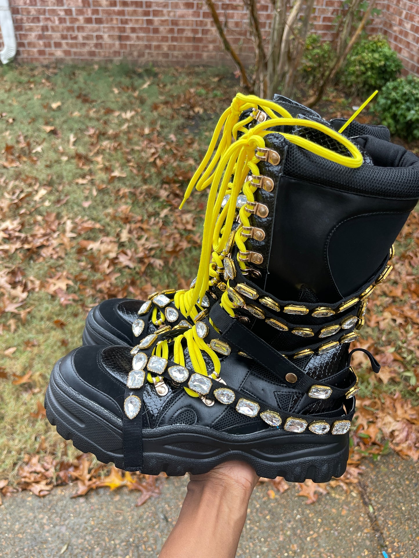 NEW Cape Robbin Boots Black Rhinestone Women sz 8