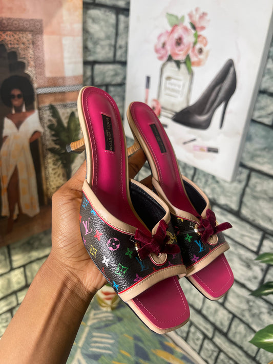 NEW "LV" Pink Heels (see details) Women sz 36 = 6