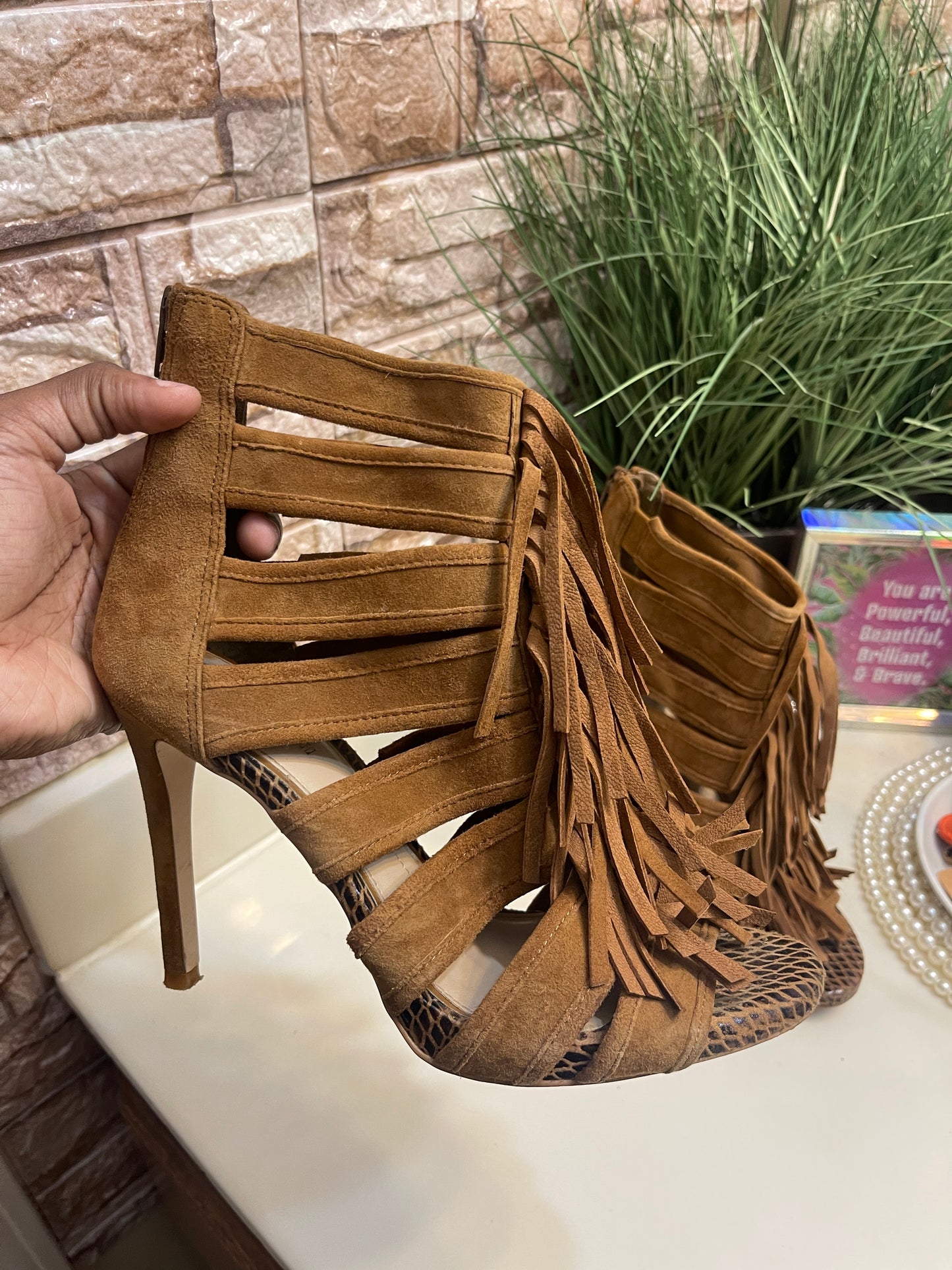 Gianni Bini Brown Fringe Heels Women sz 8.5