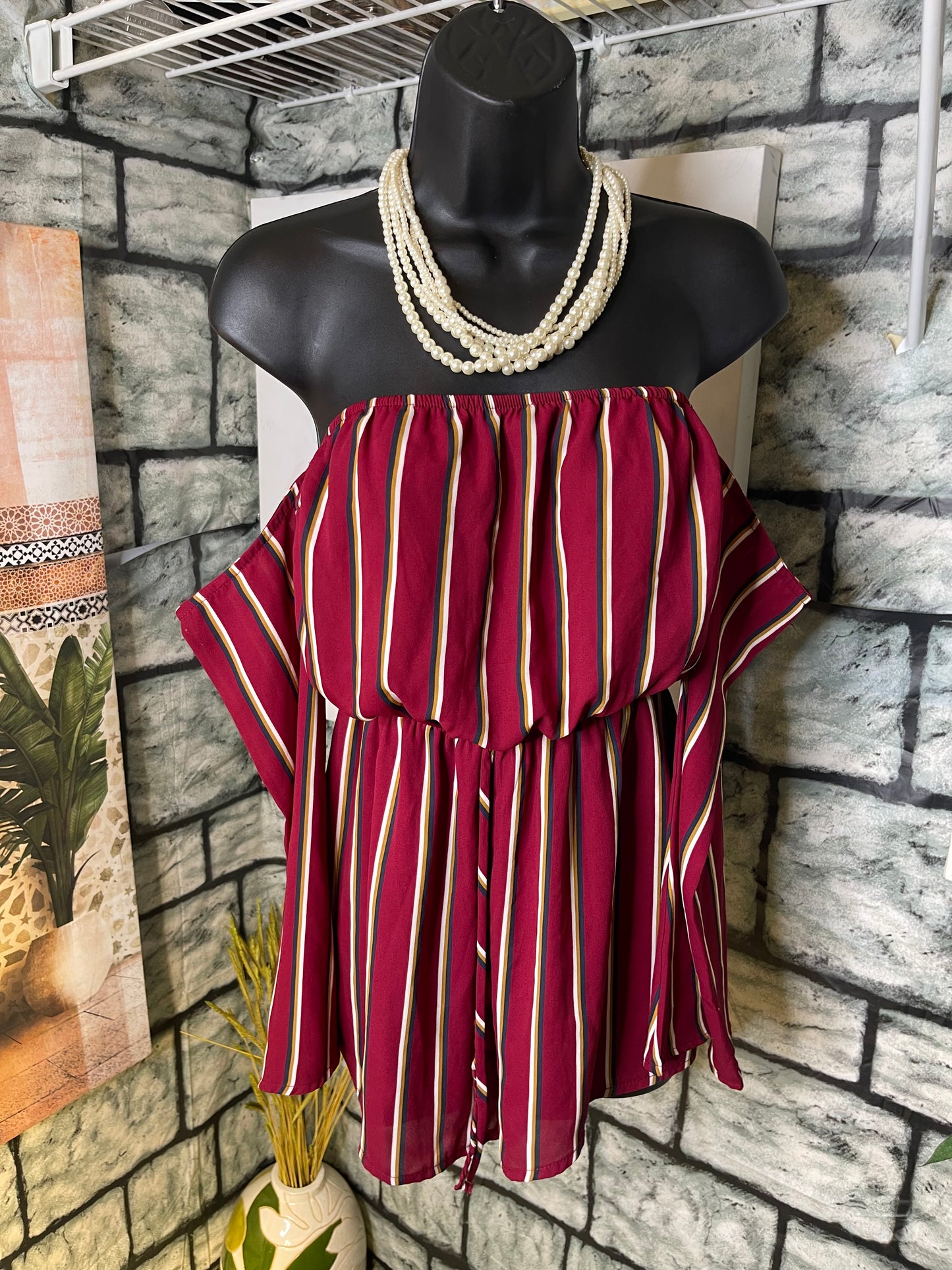 Paris to Iena Burgundy Romper Women sz Small