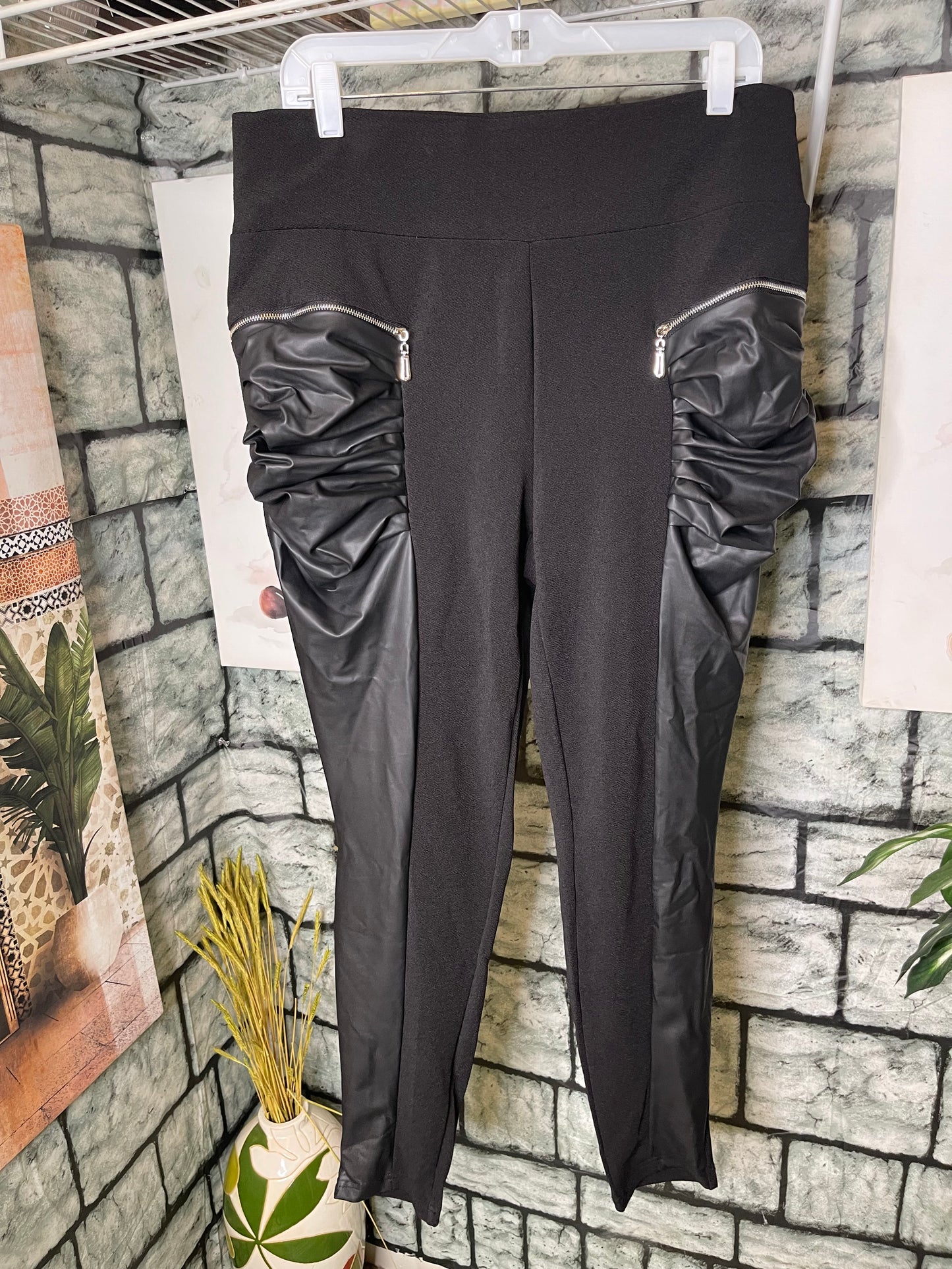 Shein black  Pants Women sz 2XL