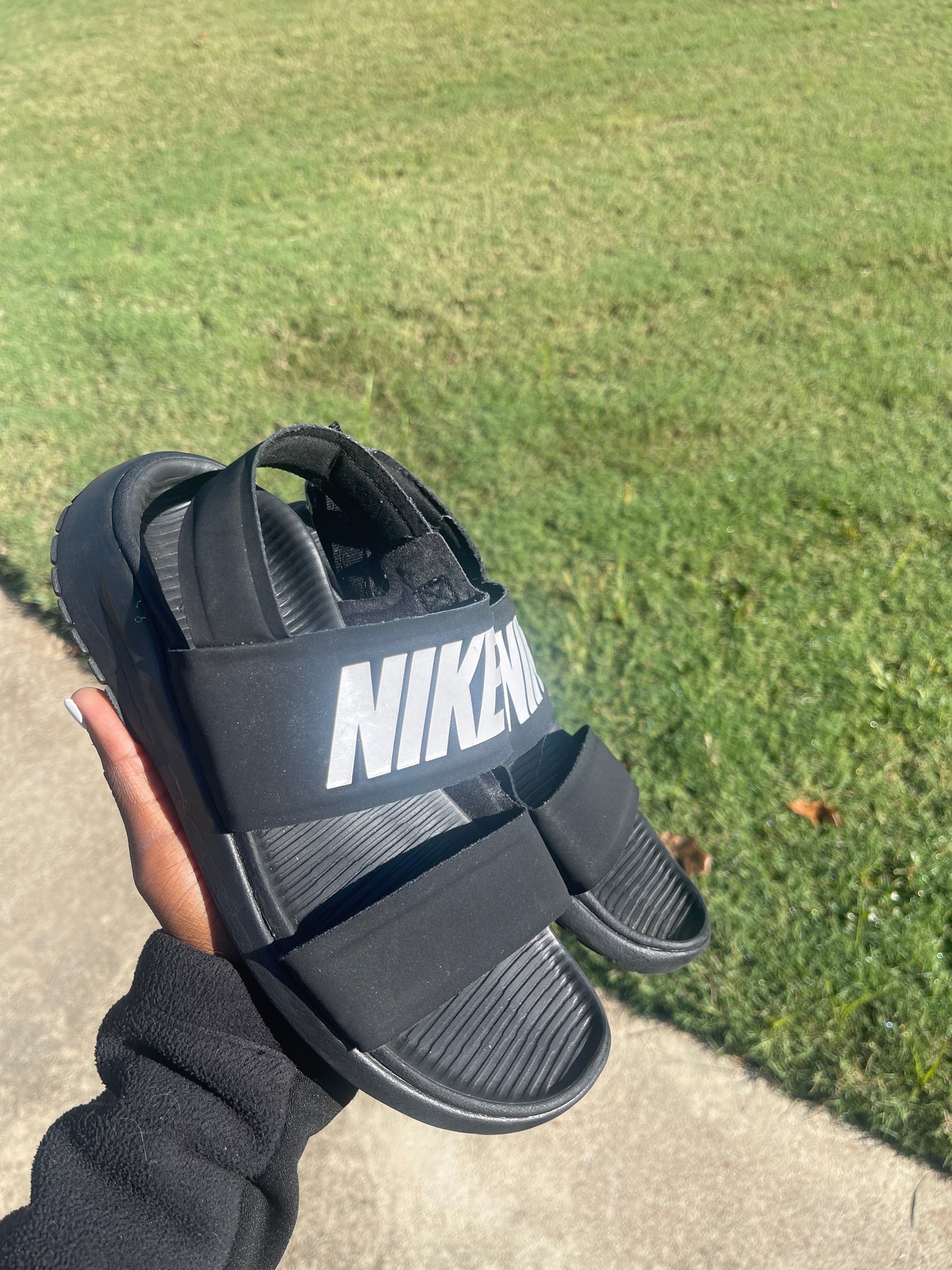 Nike Black Sandals Women sz 7