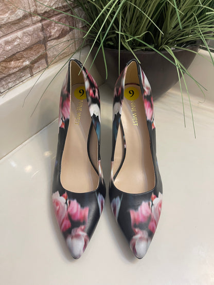 Nine West Black Floral Heels Women sz 9