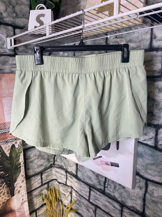 Revival Green Activewear Shorts Women sz Large