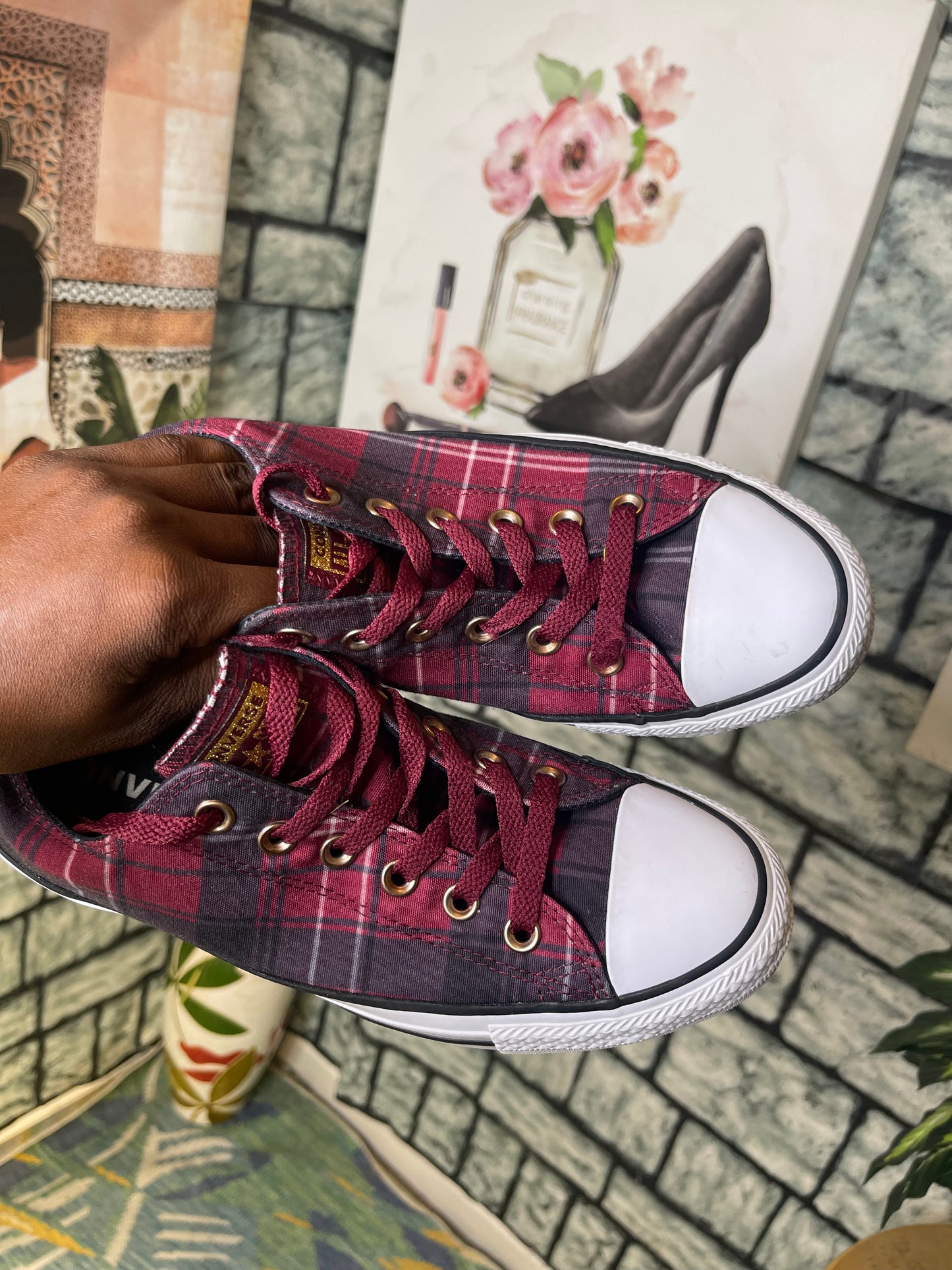 Converse Black Burgundy Sneakers Women sz 9