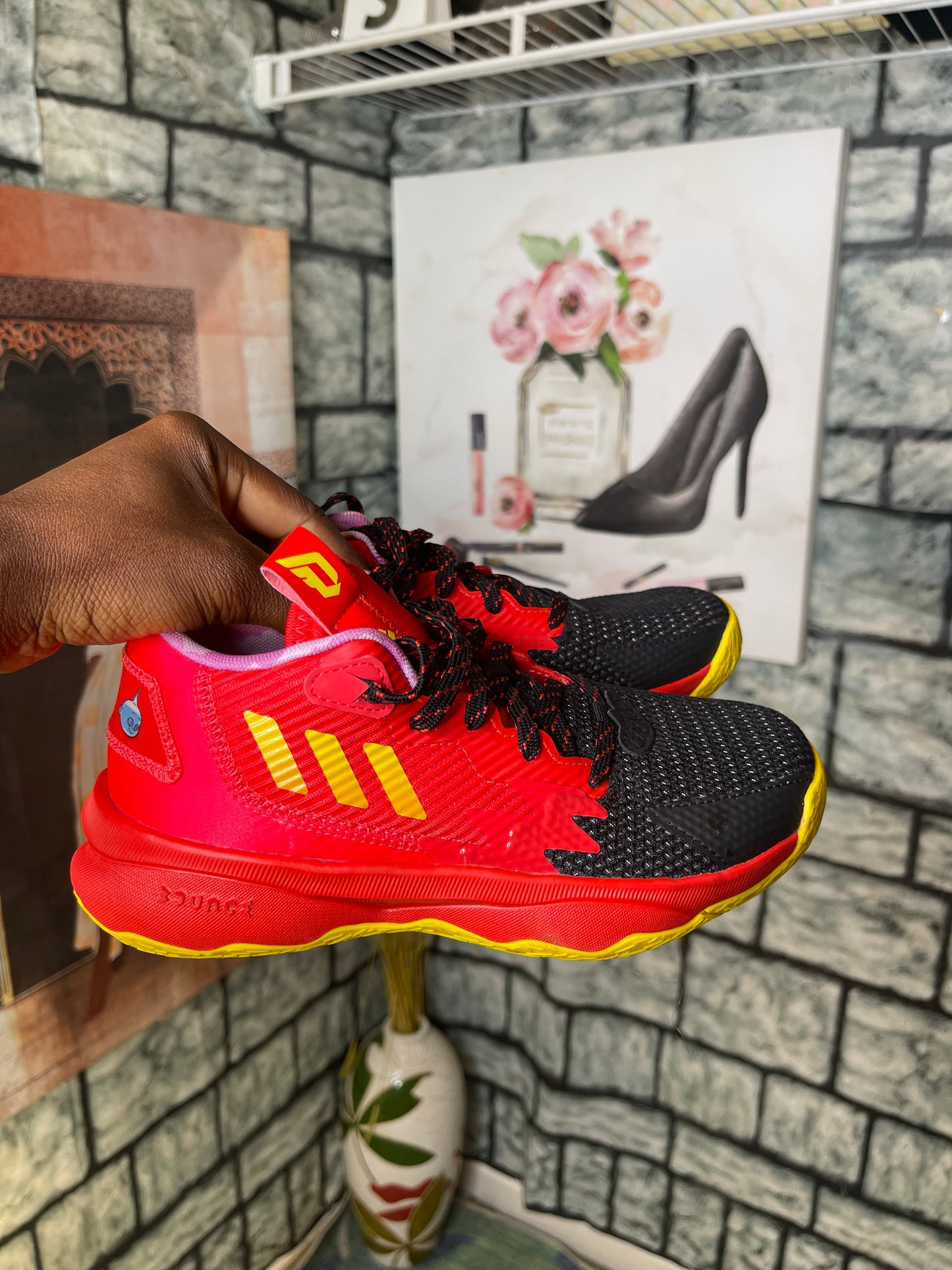 Adidas Red Black Boys Sneakers Boys sz 2.5
