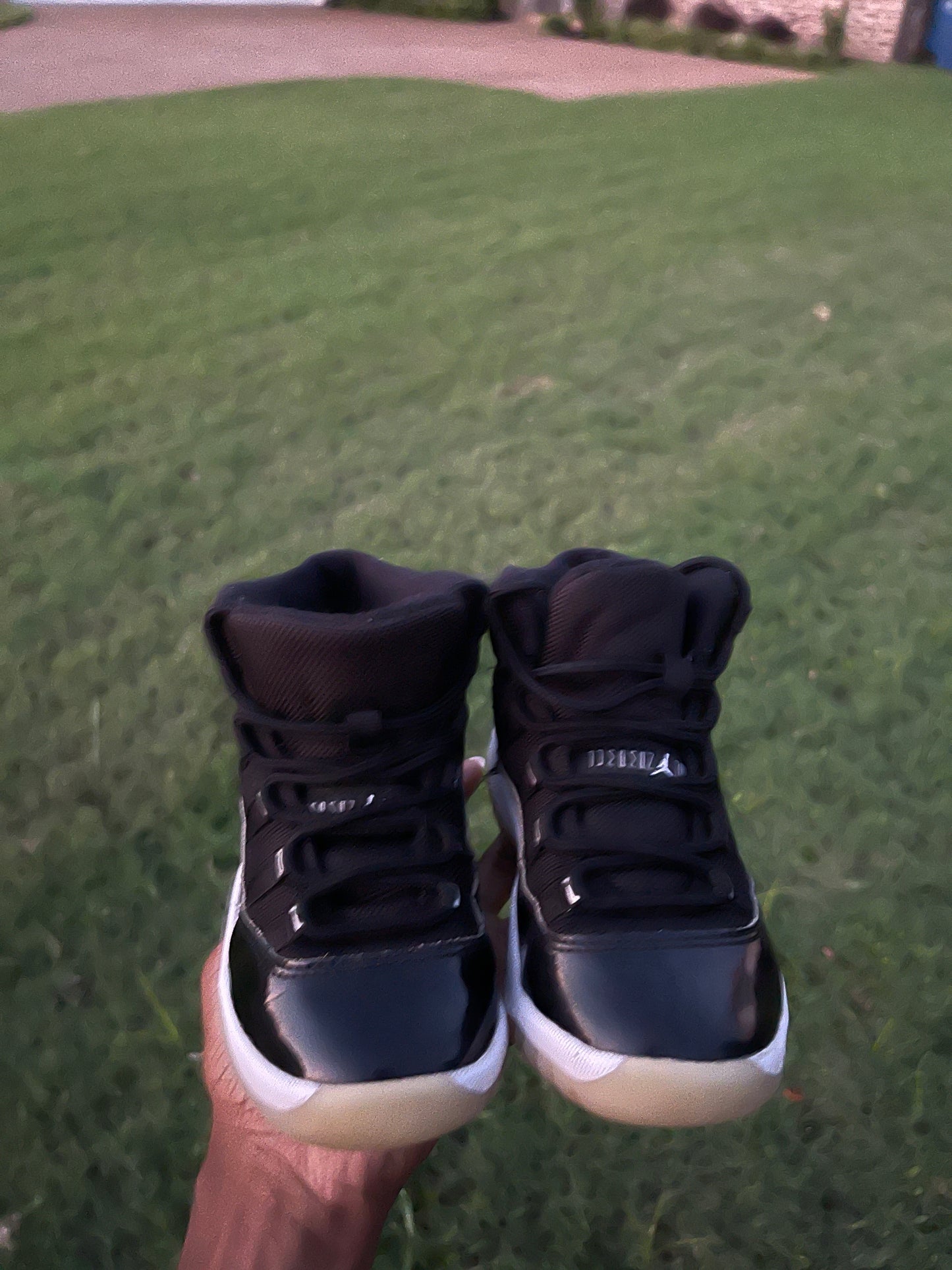 Air Jordan boys black sz 13c