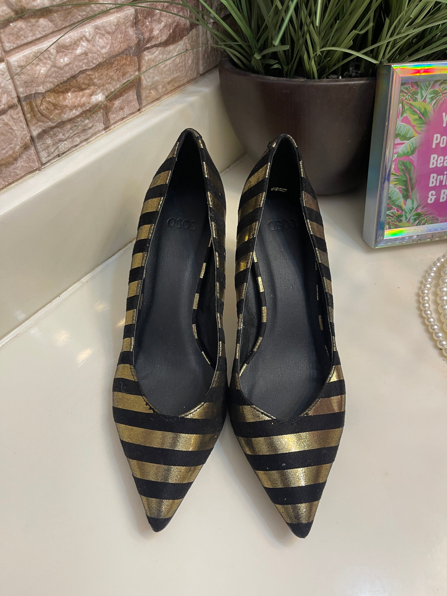 Asos black gold low heels women sz 6