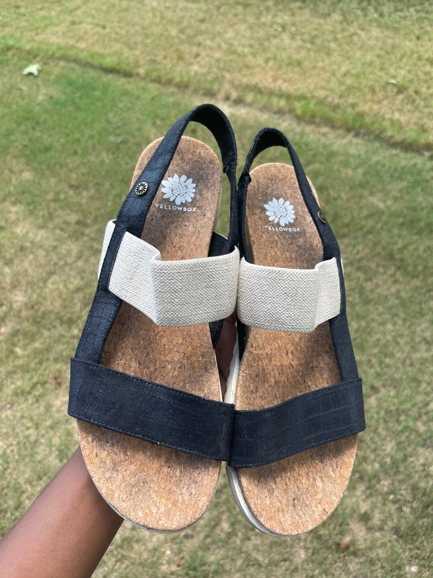 Yellow Box  Black Beige Sandals Women sz 10