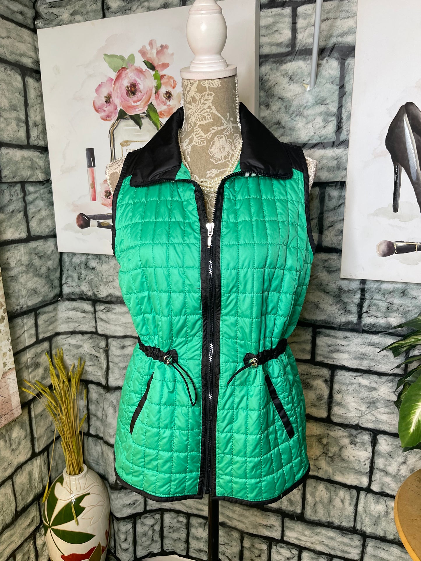 Chico's Zenergy Green Vest Women sz 1 = Medium