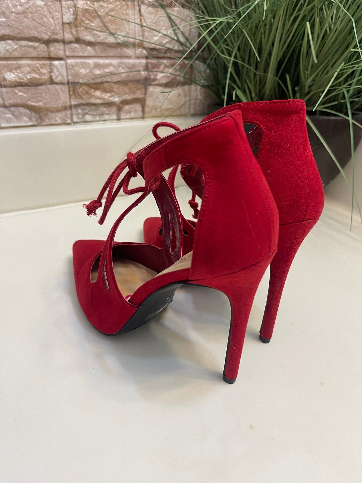 Ponny Love Red Heels Women sz 7.5