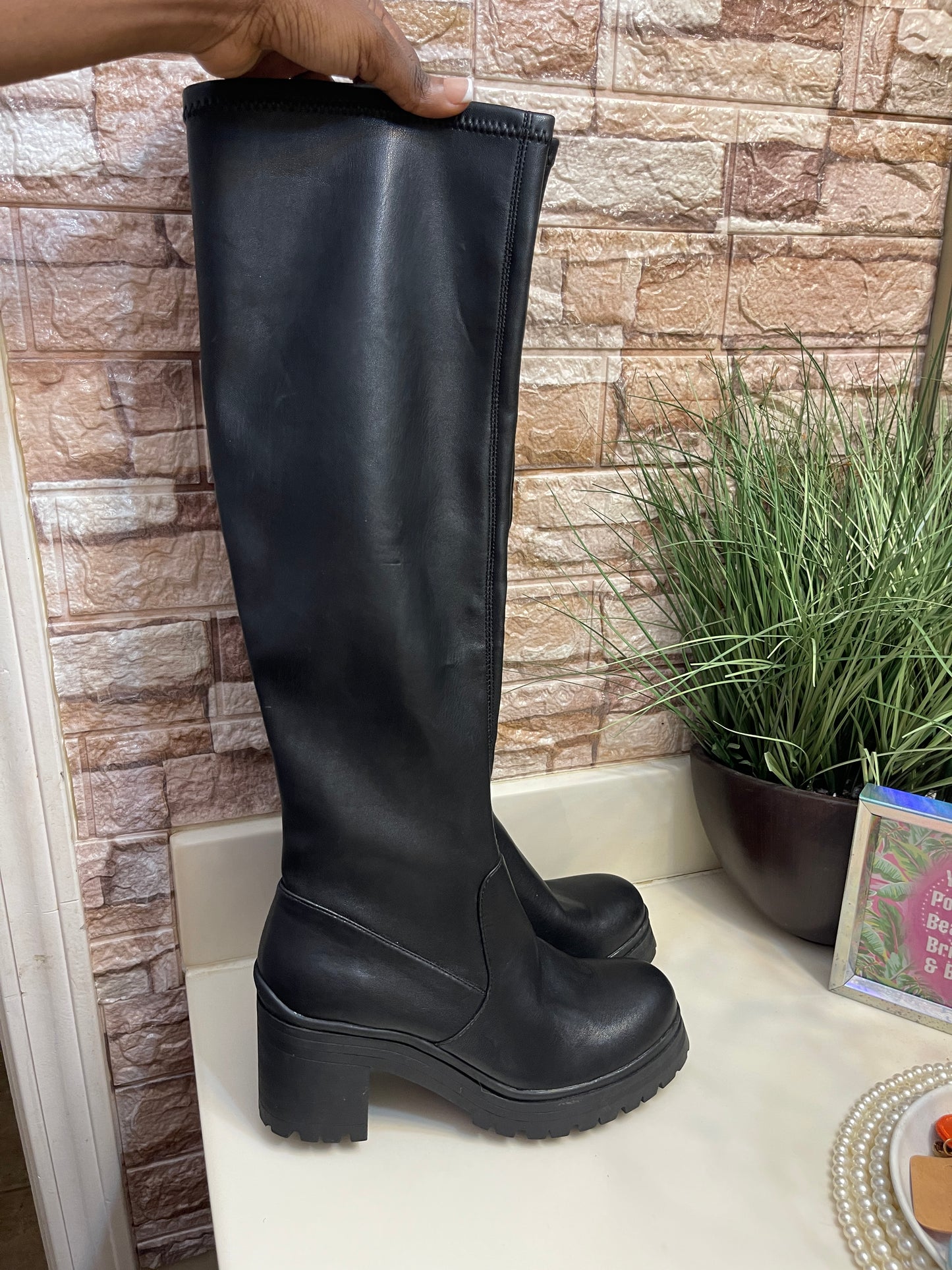 Madden Girl Boots Tall Women sz 7.5