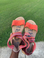 Sorel sandals red tan women sz 9.5