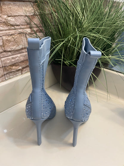 Steve Madden Blue Rhinestone Heels Women sz 6