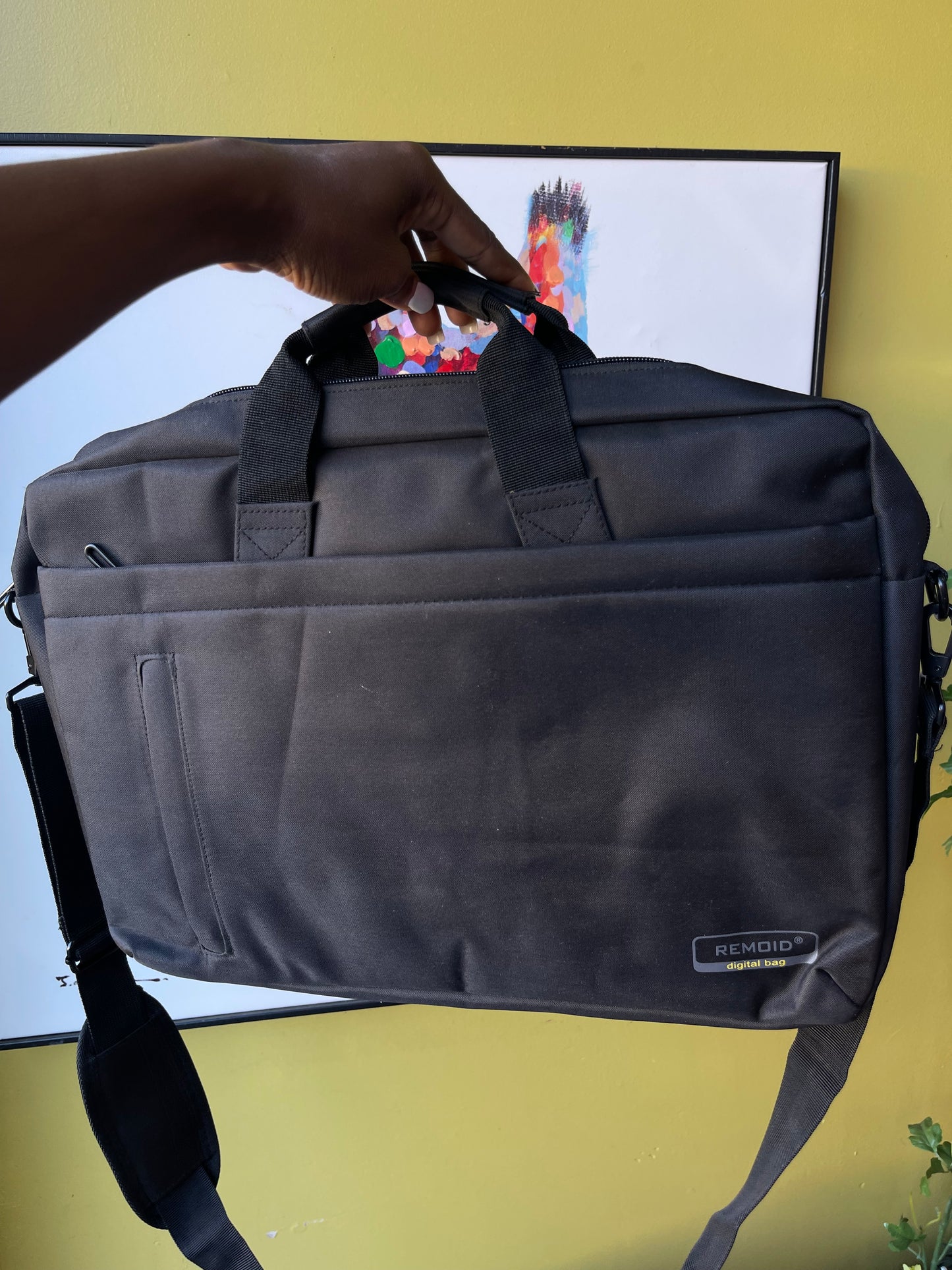 Remoid Black Laptop Bag