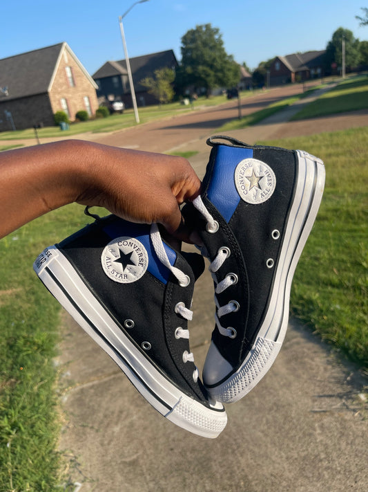 Converse Black Blue Sneakers Women sz 6, Men sz 4