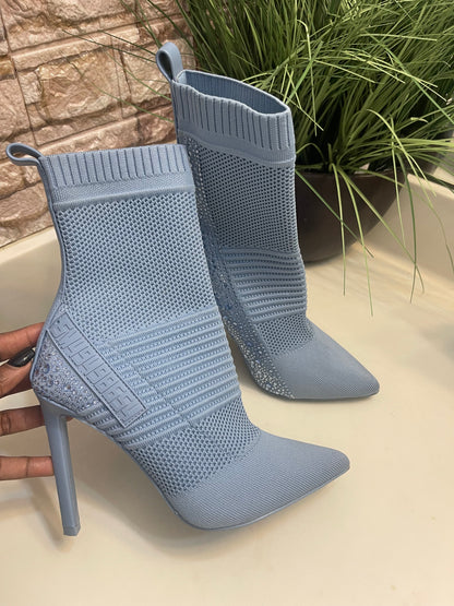 Steve Madden Blue Rhinestone Heels Women sz 6
