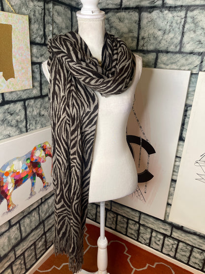 Gray Black Print Scarf wrap