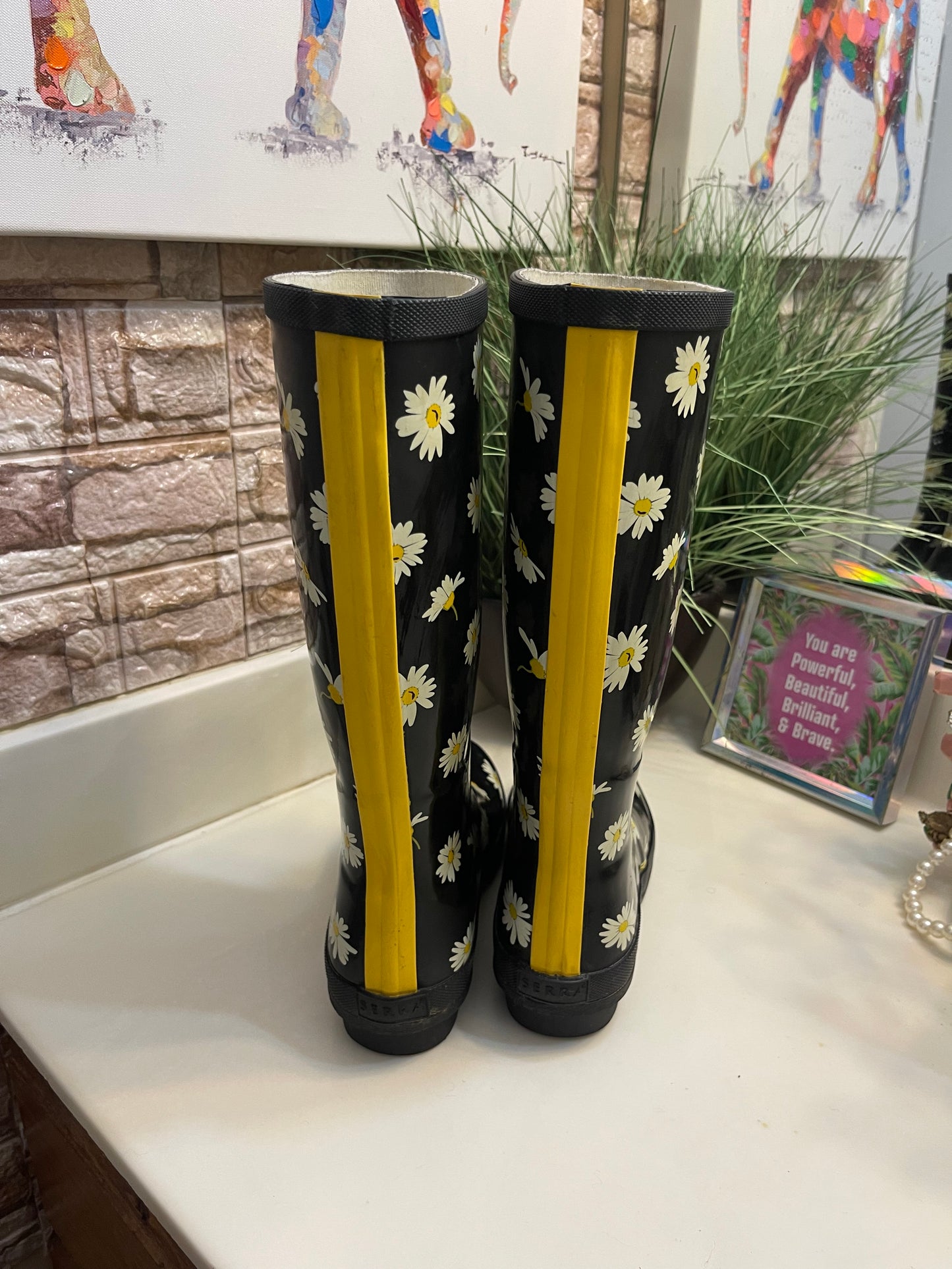 Serra Black Floral Rainboots Women sz 7