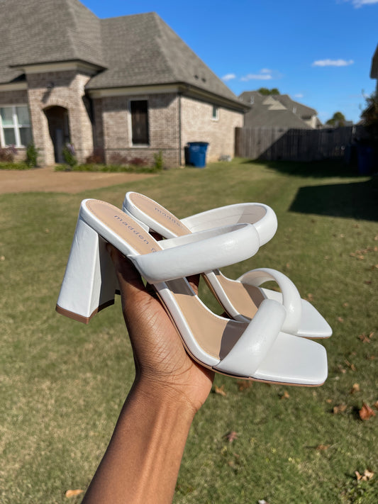 Madden Girl White Heels Women sz 7.5