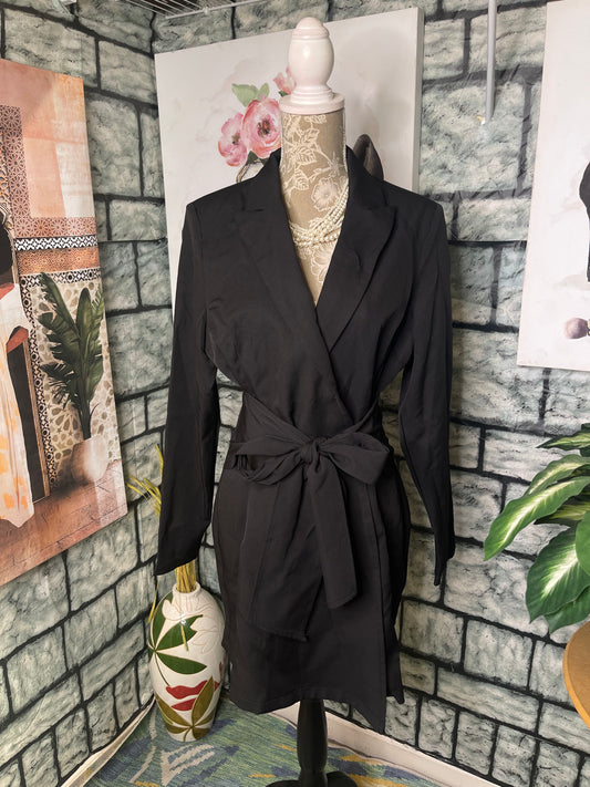 NEW Pretty Little Thing Blazer Dress Women sz 10