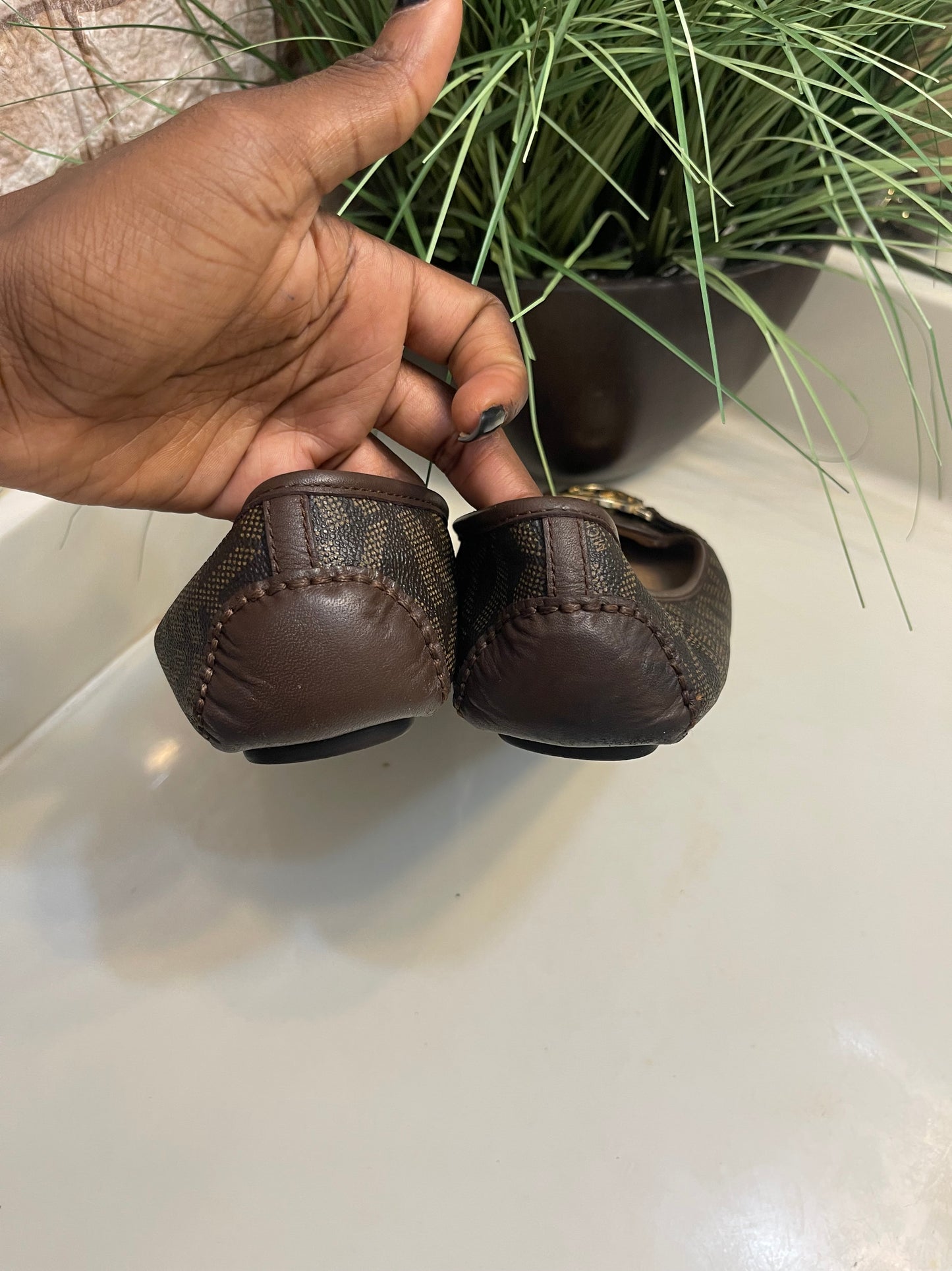 Michael Kors Brown Flats Women sz 11