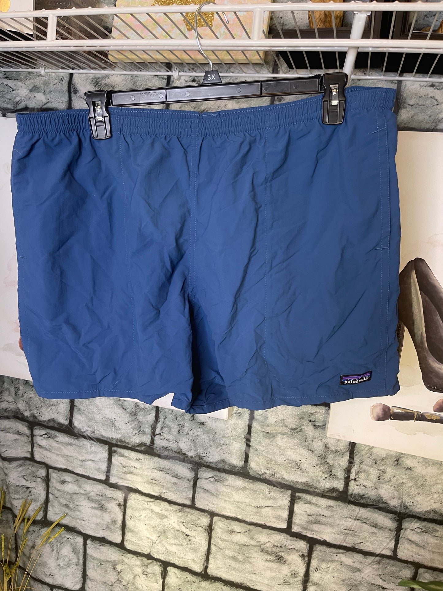 Patagonia blue Shorts Men sz 2XL