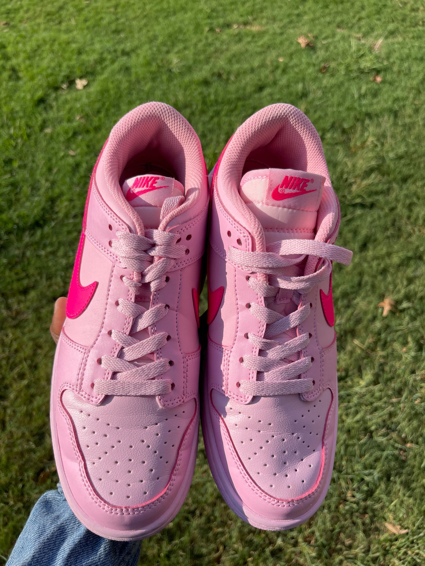 Nike Pink Men sz 8 Women sz 10